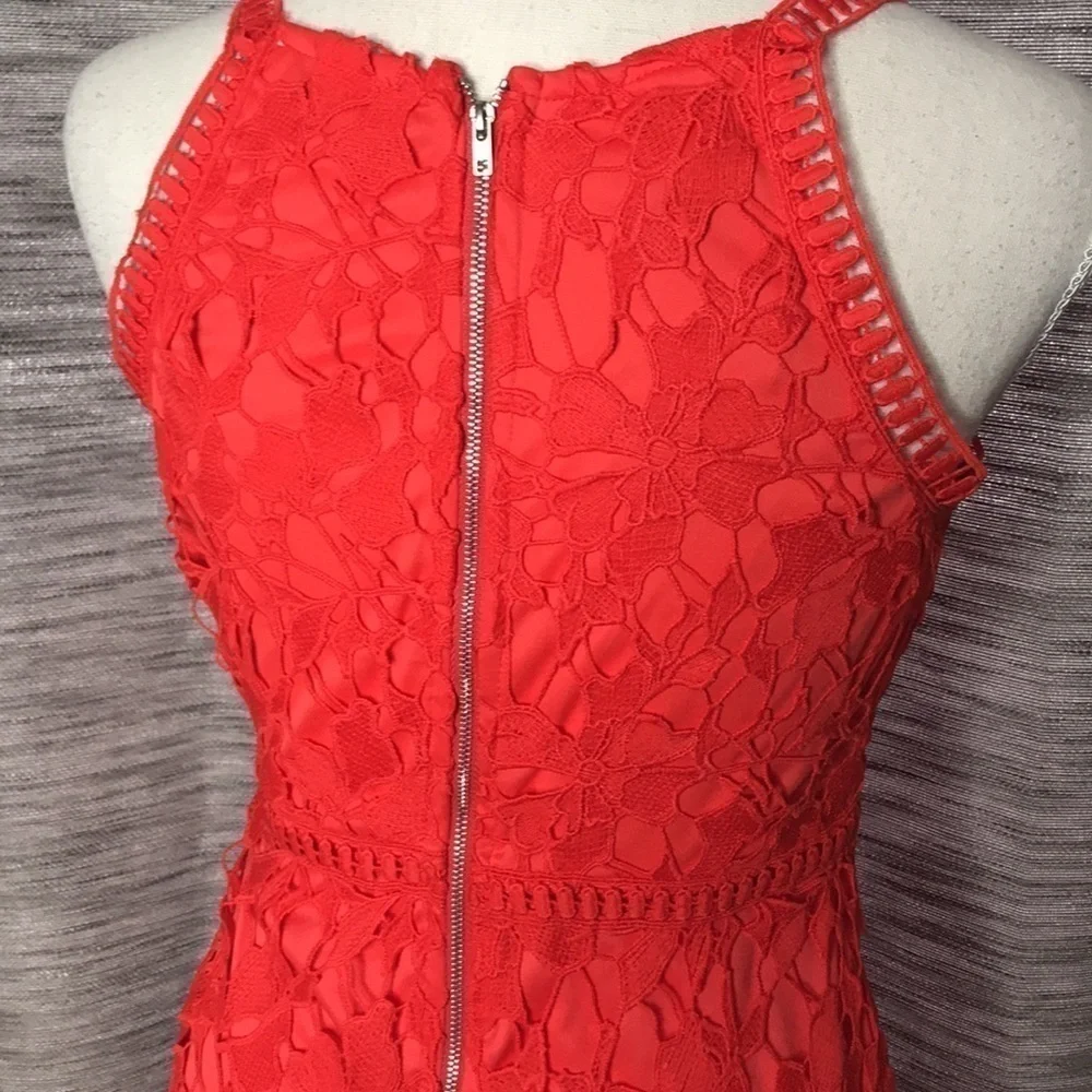 SHE + SKY RED SMALL DRESS - Picture 7 of 9